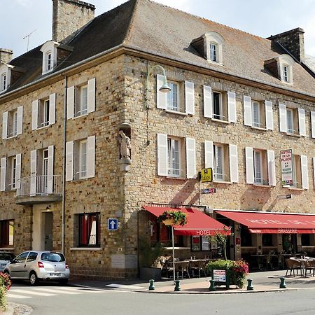 Hotel de la Place Les Monts d'Aunay Exterior foto